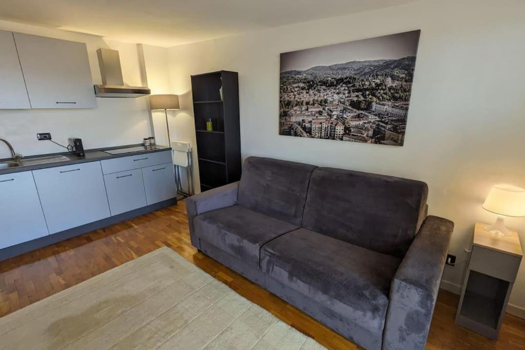 Amazing Apartment With View Near Metro Турин Экстерьер фото