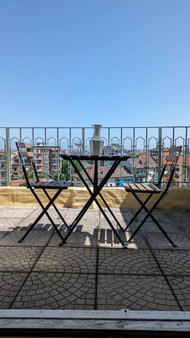 Amazing Apartment With View Near Metro Турин Экстерьер фото