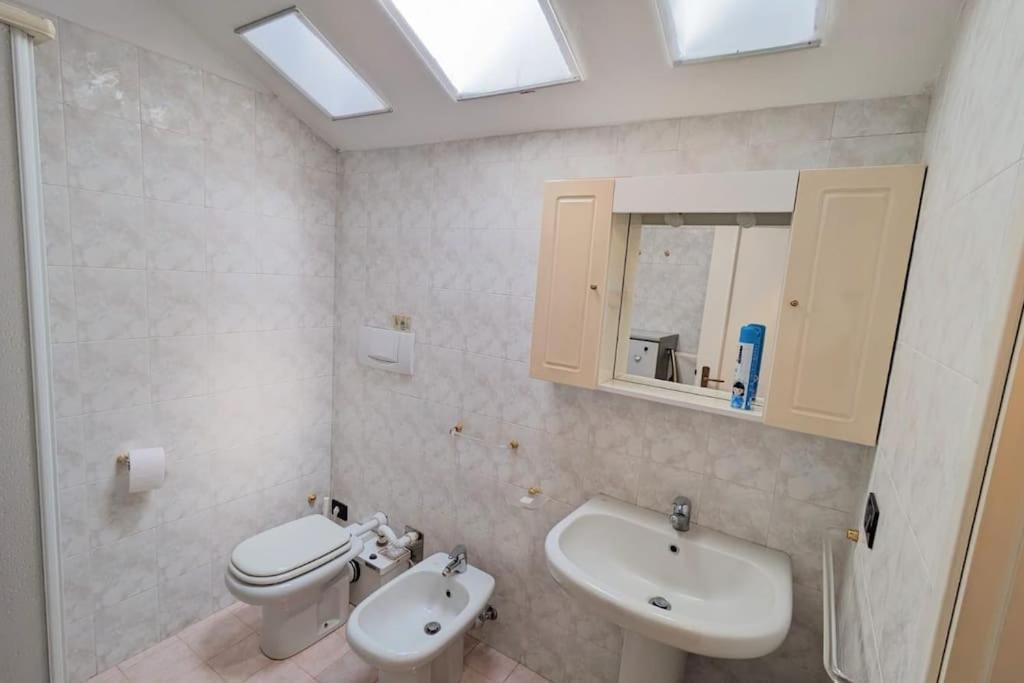 Amazing Apartment With View Near Metro Турин Экстерьер фото