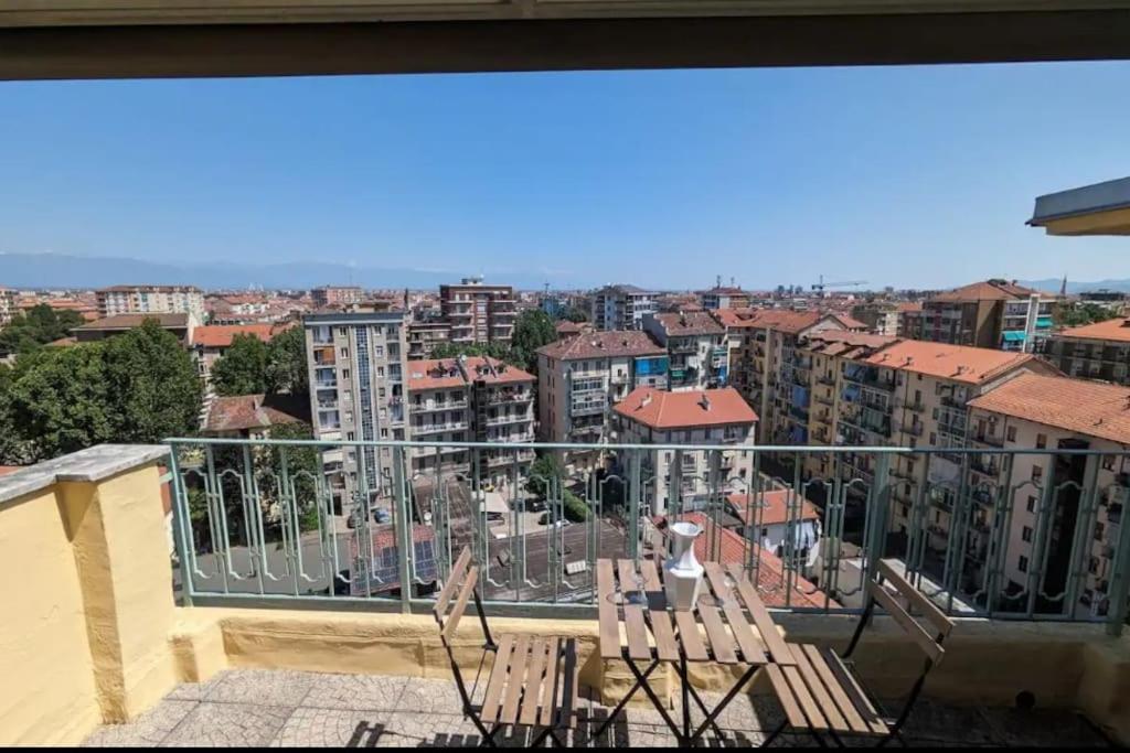 Amazing Apartment With View Near Metro Турин Экстерьер фото